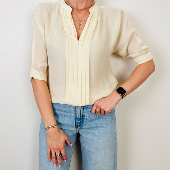 Joie 100% Silk Ivory 3/4 Sleeve Blouse - Picture 2 of 8